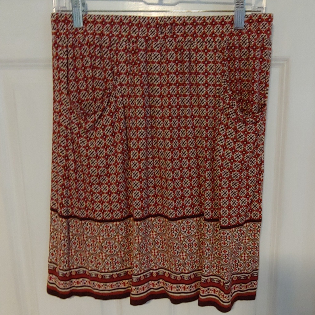 Pattern Skirt - Medium